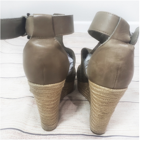 Marc Fisher Olive Hasina Platform Wedge - Picture 3 of 7